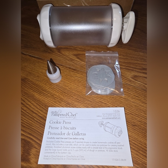 The Pampered Chef Cookie Press - Picture 2 of 5